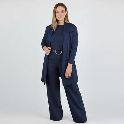 Karina – Elegant 3-Piece Stretch Set