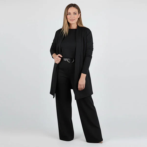 Karina – Elegant 3-Piece Stretch Set