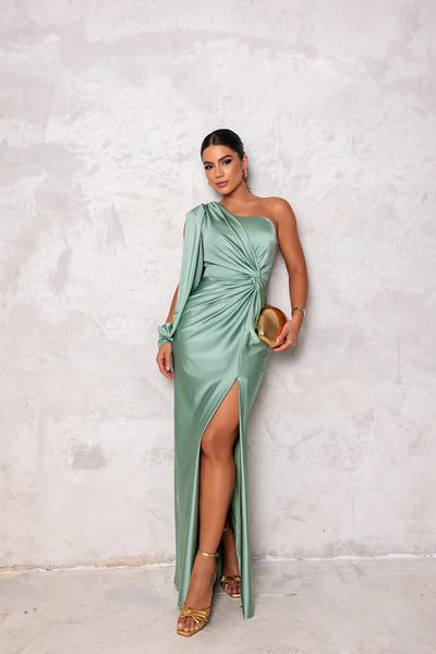 Vivienne | Sleek Slim Fit Evening Dress