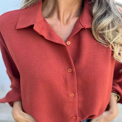 BEATA – Elegant Button-Up Shirt